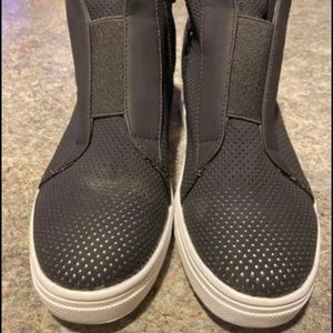 Womans sneaker boots